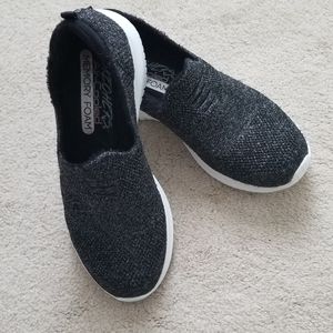 Skechers 6.5, black Comfy Glimmer Stretch Fit Shoe